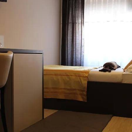 Korzo 3* Bihać